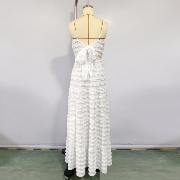 White Textured Spaghetti - Strap Maxi Dress - 图片 5