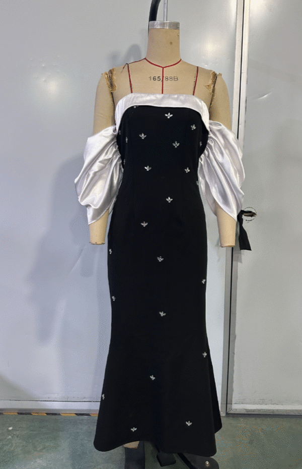 Women's French Style Elegant Party Dress with One Shoulder Bubble Sleeves Rhinestone Decor Satin Shiny Fabric Maxi Women Outfit - 图片 4