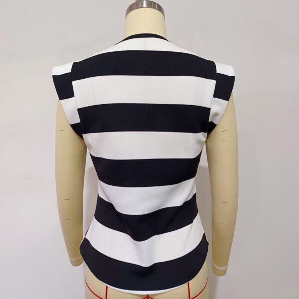 Summer striped knit vest: customizable, breathable, and comfortable, suitable for women - 图片 6