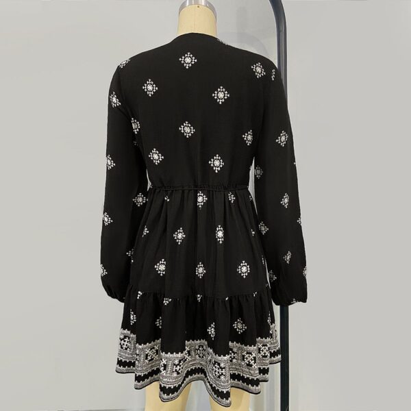Ethnic - Style Embroidered V - Neck Waist - Fitted Dress - 图片 4