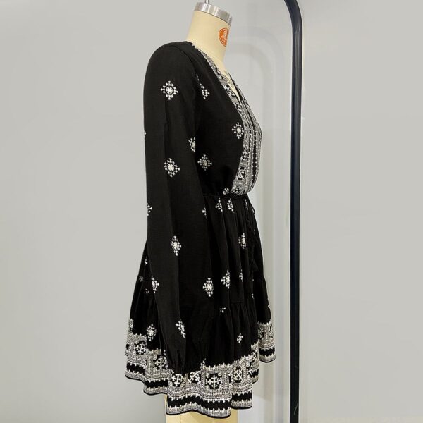 Ethnic - Style Embroidered V - Neck Waist - Fitted Dress - 图片 3