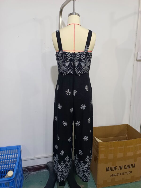 Elegant Minimalist Dress – Timeless Style for Every Occasion - 图片 6